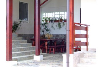 Romania Penzión Podul Olt, Eksteriør